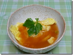 たまごとトマト煮餡かけ