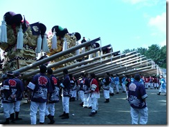 八幡神社・境内側から